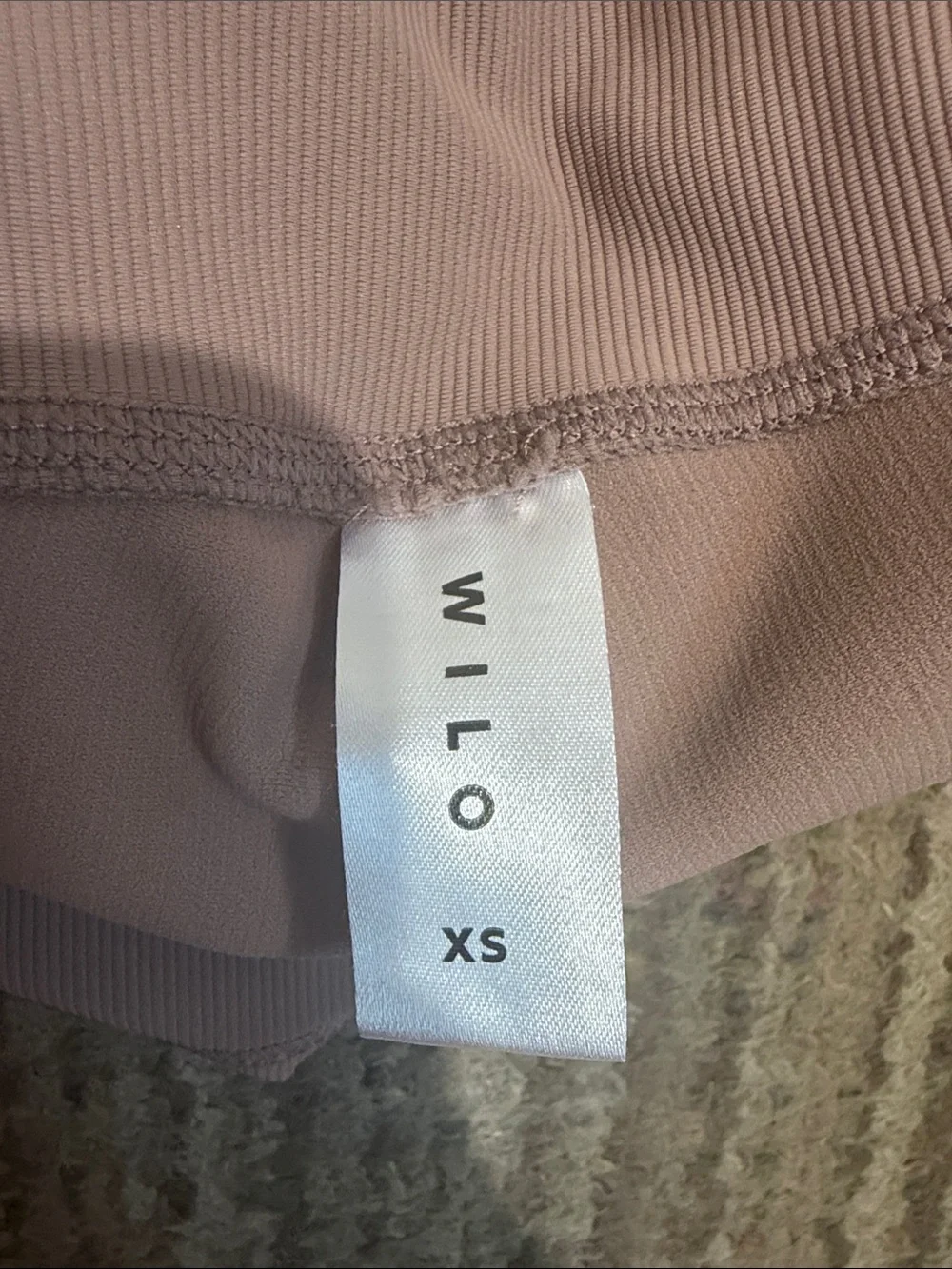 Mauve Side-Stripe Active Leggings with Matching Bra. - Picture 5 of 9